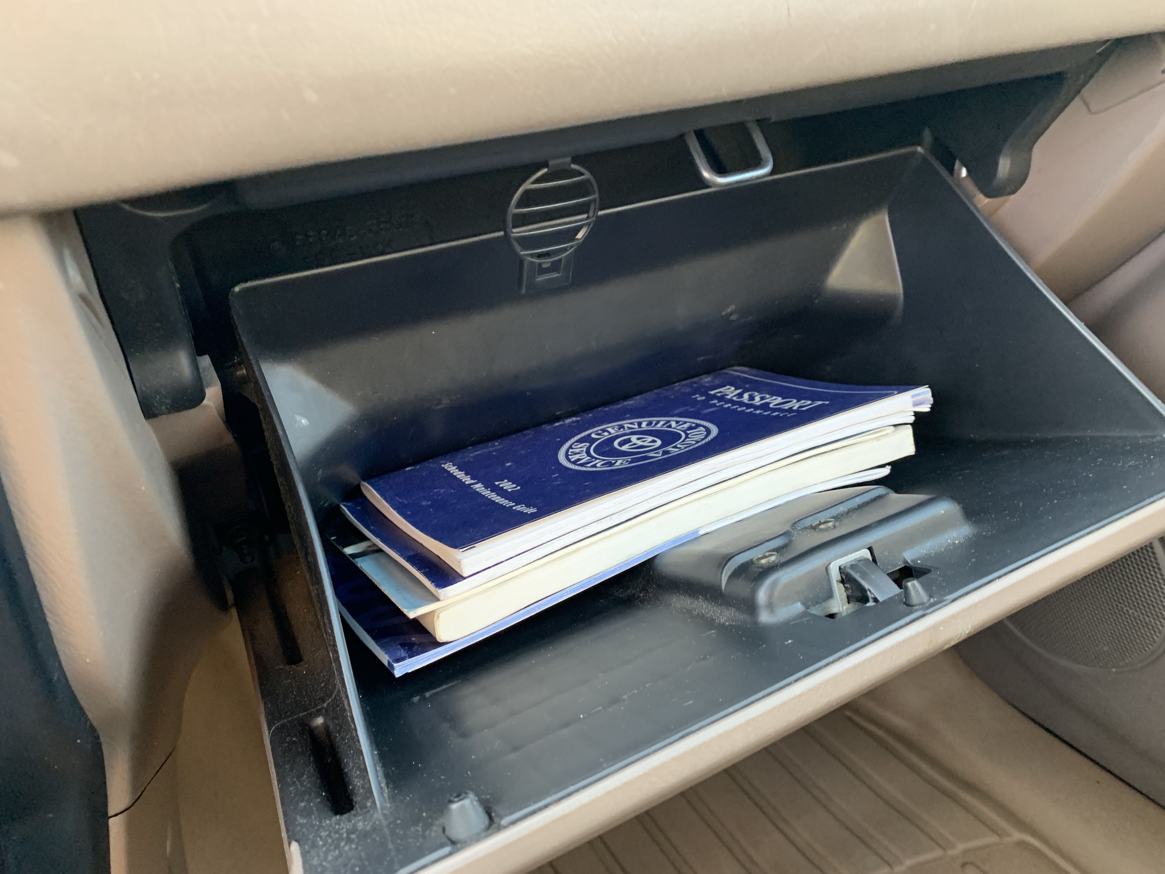 2002 Toyota 4Runner SR5 THIRD GENERATION - 3rd Gen 3.4L V6 4×4 - BEAUTIFUL - RUNS GREAT - HIGH MECHANICAL BASELINE - New Timing Belt, New Waterpump, New Head Gaskets, New Radiator, New Alternator, New Brakes, New Valve Cover Gaskets, New Wildpeak Tires, New Shocks, New Muffler / Exhaust, New HID Headlights, Frame is Clean and solid, Cleaned and Undercoated - MORE — photo 37